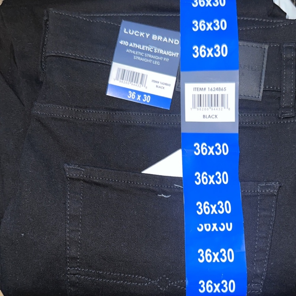Luckybrand🍀 jeans#Men#black#straight hit me up for sizes I have lots of em new